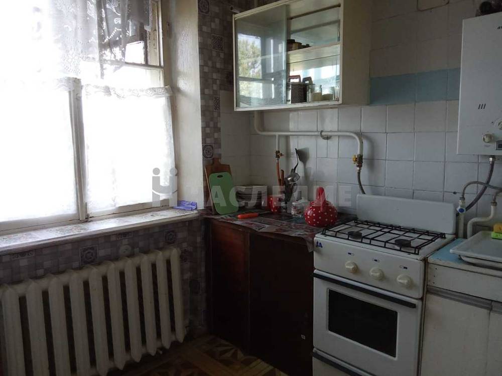 2-комнатная квартира, 44 м2 1/5 этаж, Микрорайон, ул. Красная - фото 9