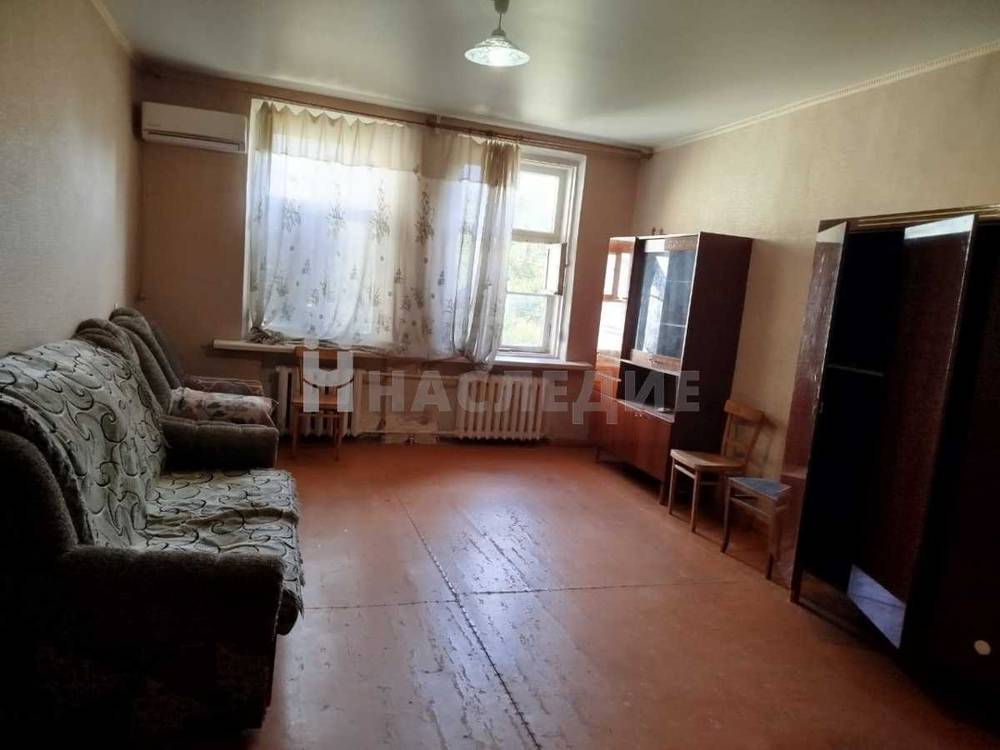 1-комнатная квартира, 42 м2 2/2 этаж, Заводской, ул. Парковая - фото 1