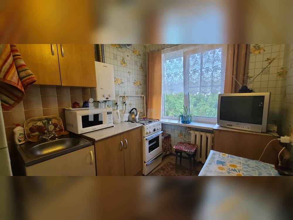 3-комнатная квартира, 61.3 м2 5/5 этаж, Заводской, ул. Парковая - фото 10