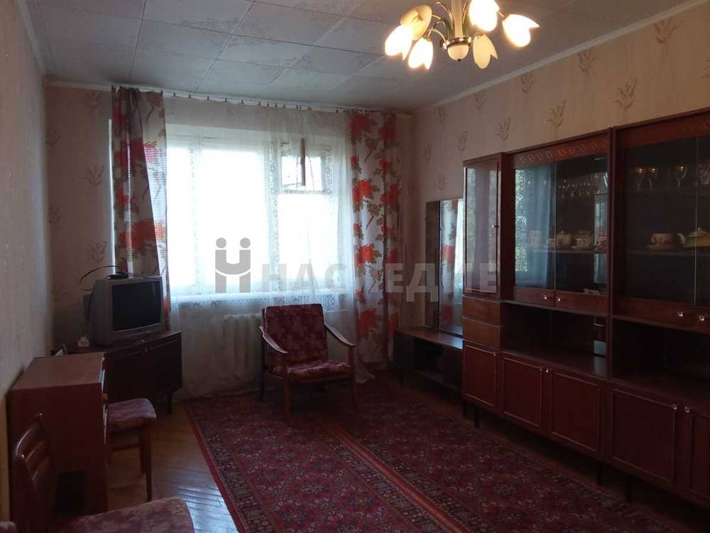 2-комнатная квартира, 44 м2 1/5 этаж, Микрорайон, ул. Красная - фото 7