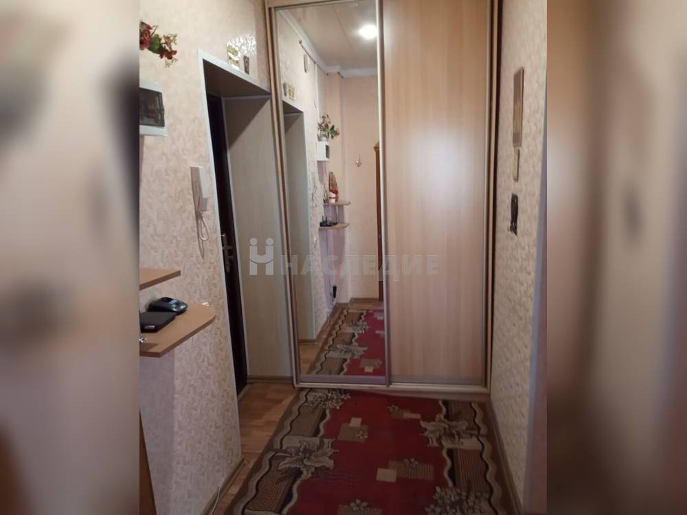 3-комнатная квартира, 63 м2 5/5 этаж, Центр, ул. Ворошилова - фото 10