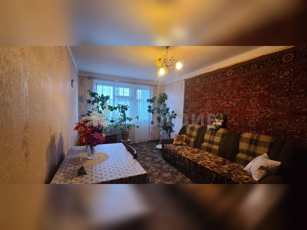 3-комнатная квартира, 61.3 м2 5/5 этаж, Заводской, ул. Парковая - фото 1