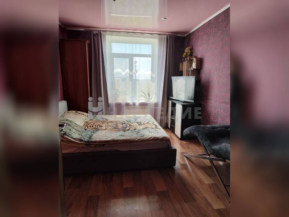 2-комнатная квартира, 55 м2 5/5 этаж, Центр, ул. Ворошилова - фото 2