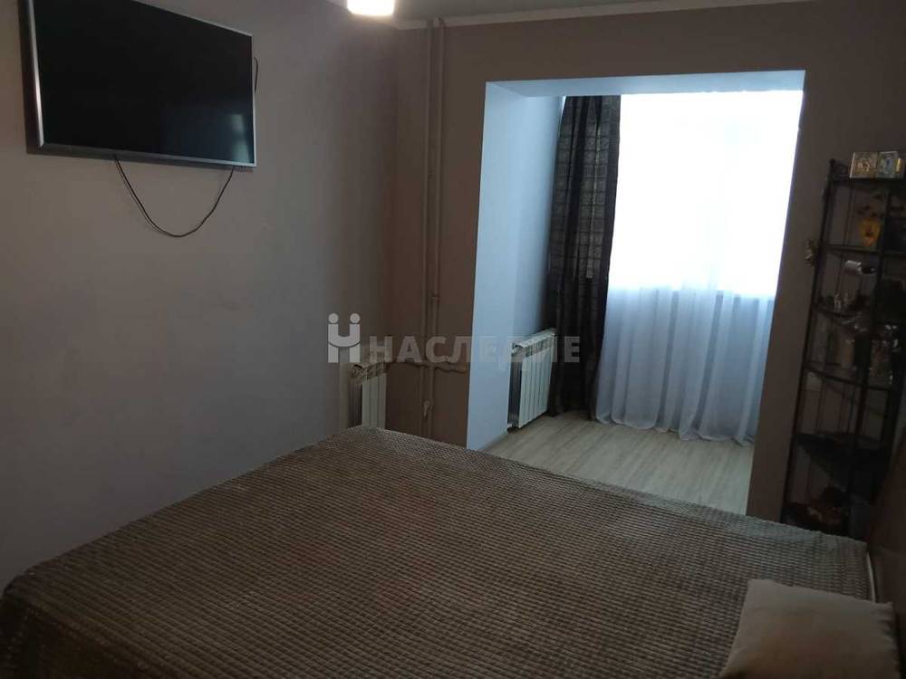 2-комнатная квартира, 48 м2 3/9 этаж, Микрорайон, ул. Красная - фото 6