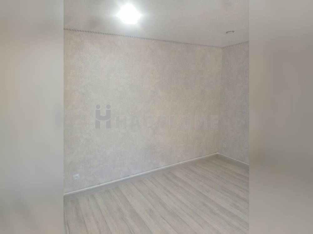 2-комнатная квартира, 32 м2 1/1 этаж, Набережная, ул. Кирова - фото 6