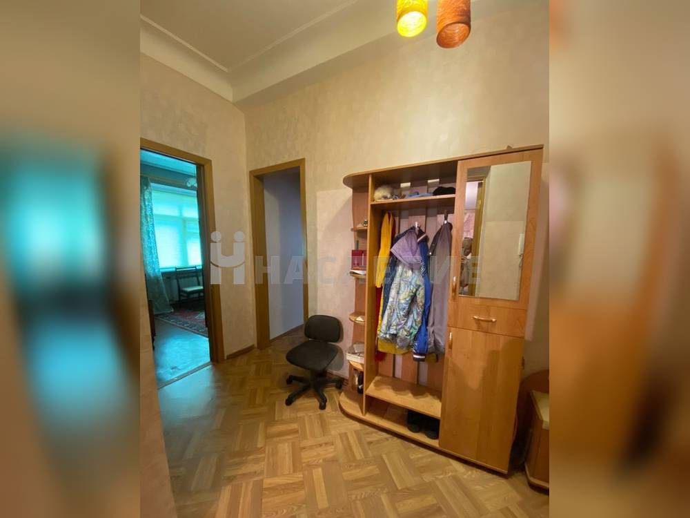 4-комнатная квартира, 72.4 м2 1/4 этаж, Центр, ул. Ворошилова - фото 10