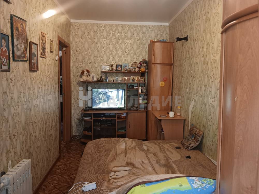 2-комнатная квартира, 30 м2 3/3 этаж, Комбинат, ул. Заводская - фото 1