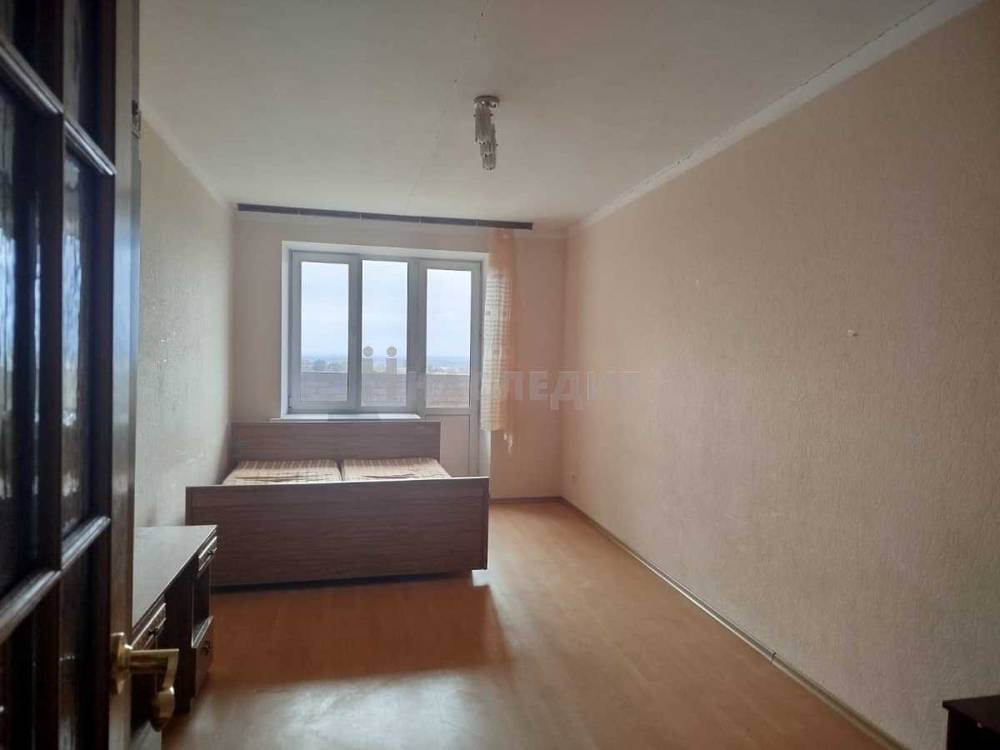 3-комнатная квартира, 73 м2 10/10 этаж, Центр, ул. Халтурина - фото 3