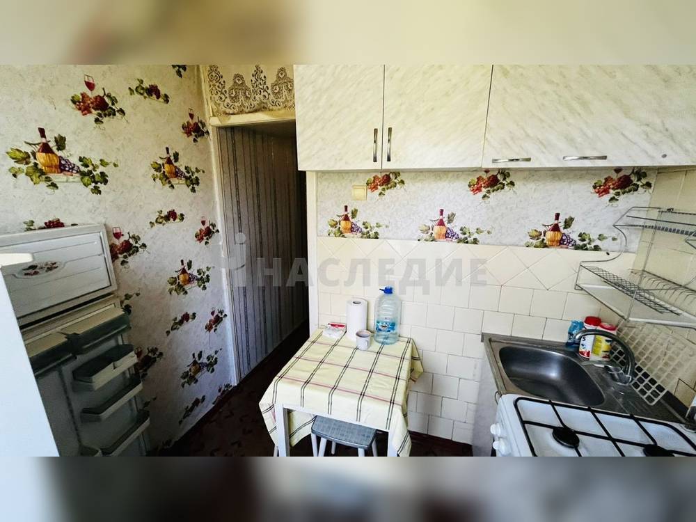 3-комнатная квартира, 54 м2 5/5 этаж, Центр, пер. Коммунистический - фото 11