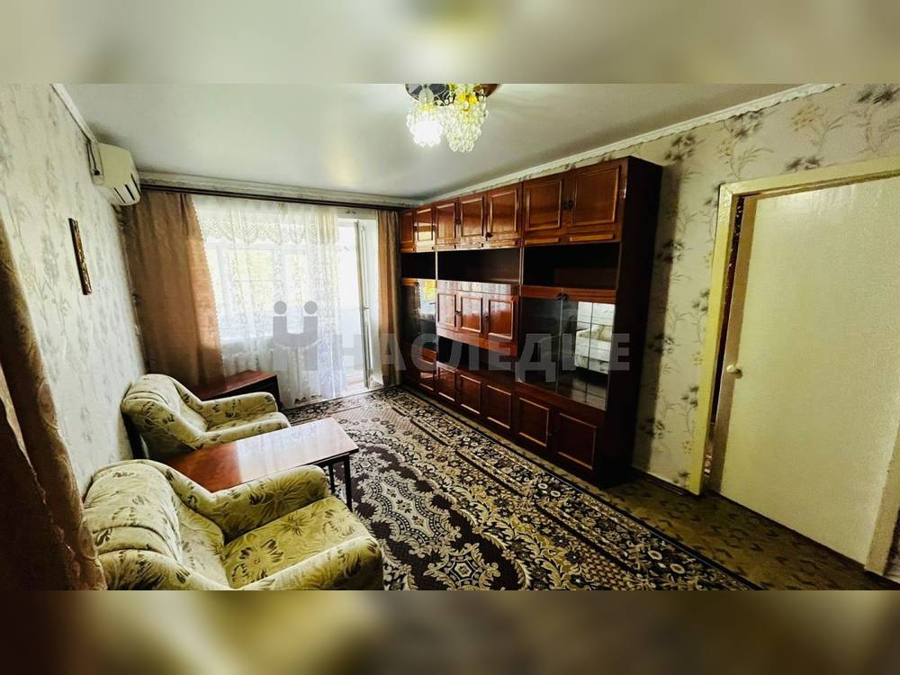 3-комнатная квартира, 54 м2 5/5 этаж, Центр, пер. Коммунистический - фото 2