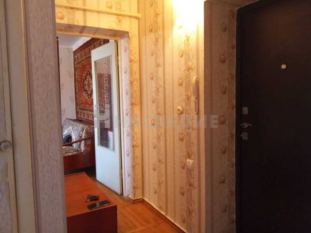 2-комнатная квартира, 44 м2 1/5 этаж, Микрорайон, ул. Красная - фото 11