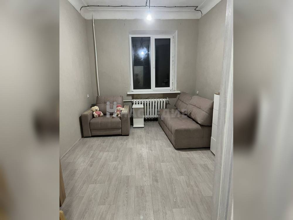 2-комнатная квартира, 52 м2 1/4 этаж, Центр, ул. Ворошилова - фото 1