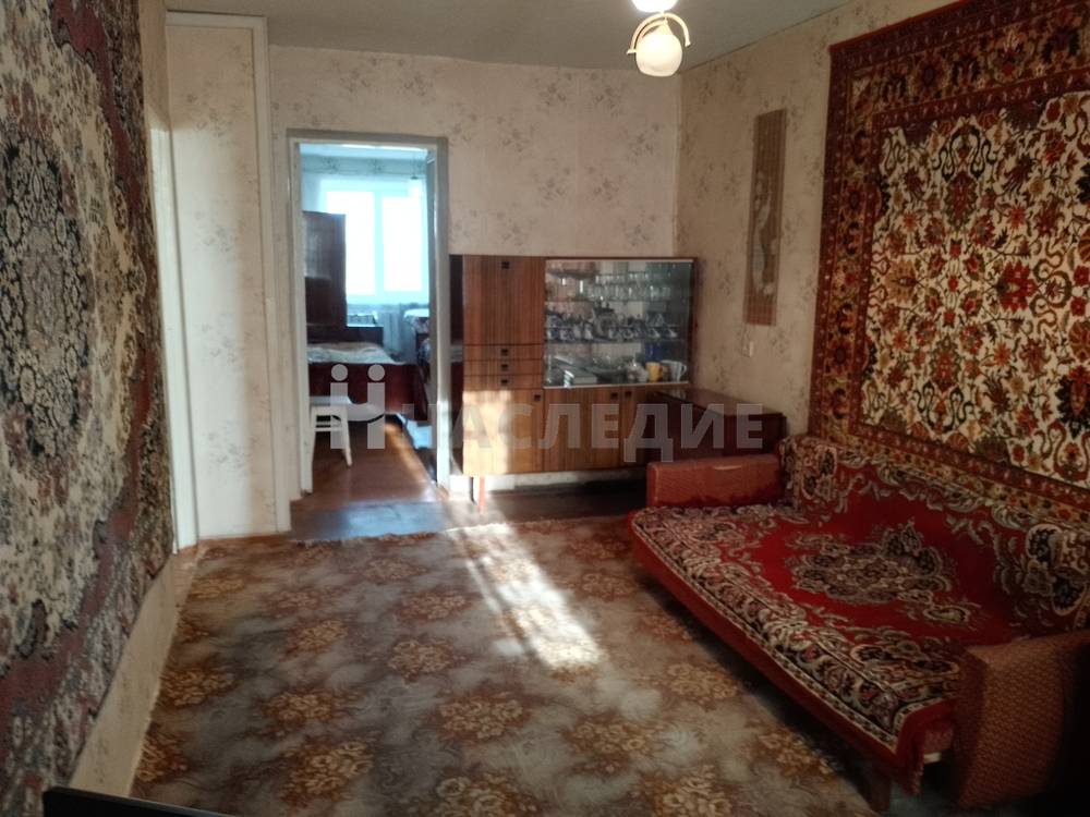 2-комнатная квартира, 44 м2 5/5 этаж, Центр, ул. Ворошилова - фото 4