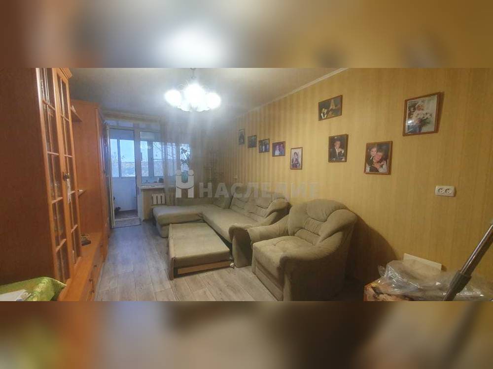 2-комнатная квартира, 45 м2 3/5 этаж, Микрорайон, ул. Красная - фото 2