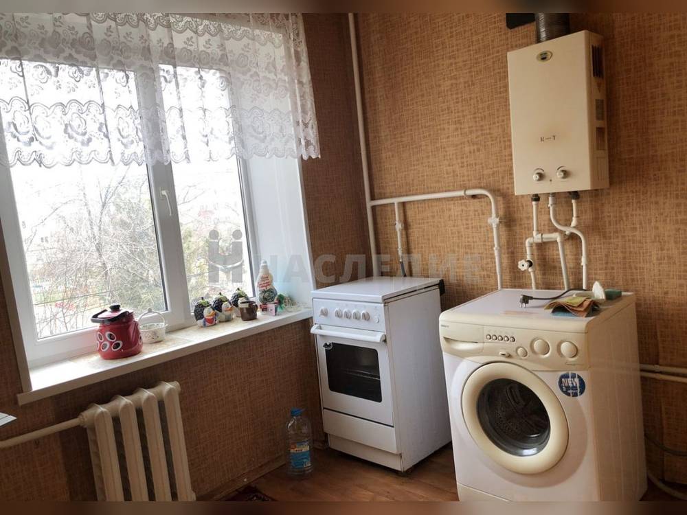 3-комнатная квартира, 51 м2 2/5 этаж, Микрорайон, ул. Красная - фото 7