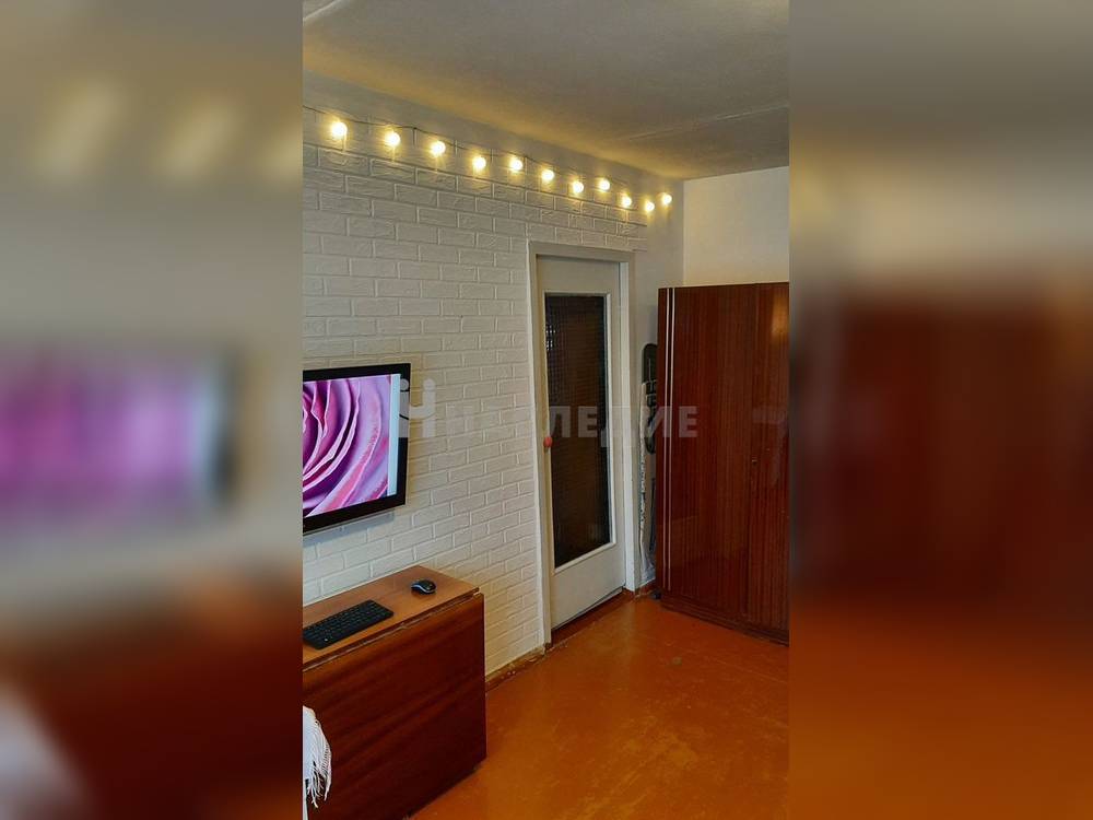 3-комнатная квартира, 50 м2 2/5 этаж, Центр, пер. Астаховский - фото 3