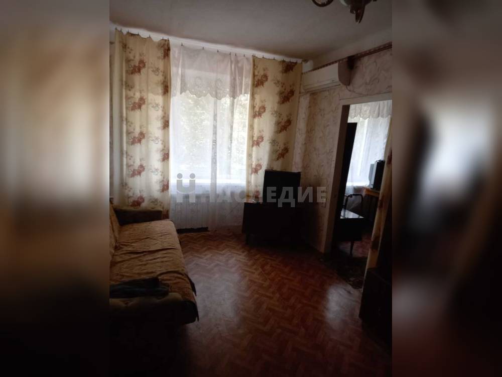 3-комнатная квартира, 53 м2 1/5 этаж, Центр, ул. Ворошилова - фото 2