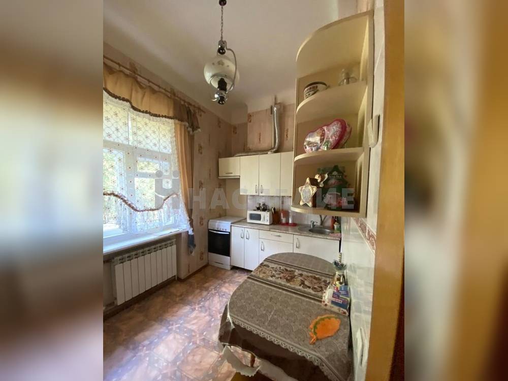 4-комнатная квартира, 72.4 м2 1/4 этаж, Центр, ул. Ворошилова - фото 8