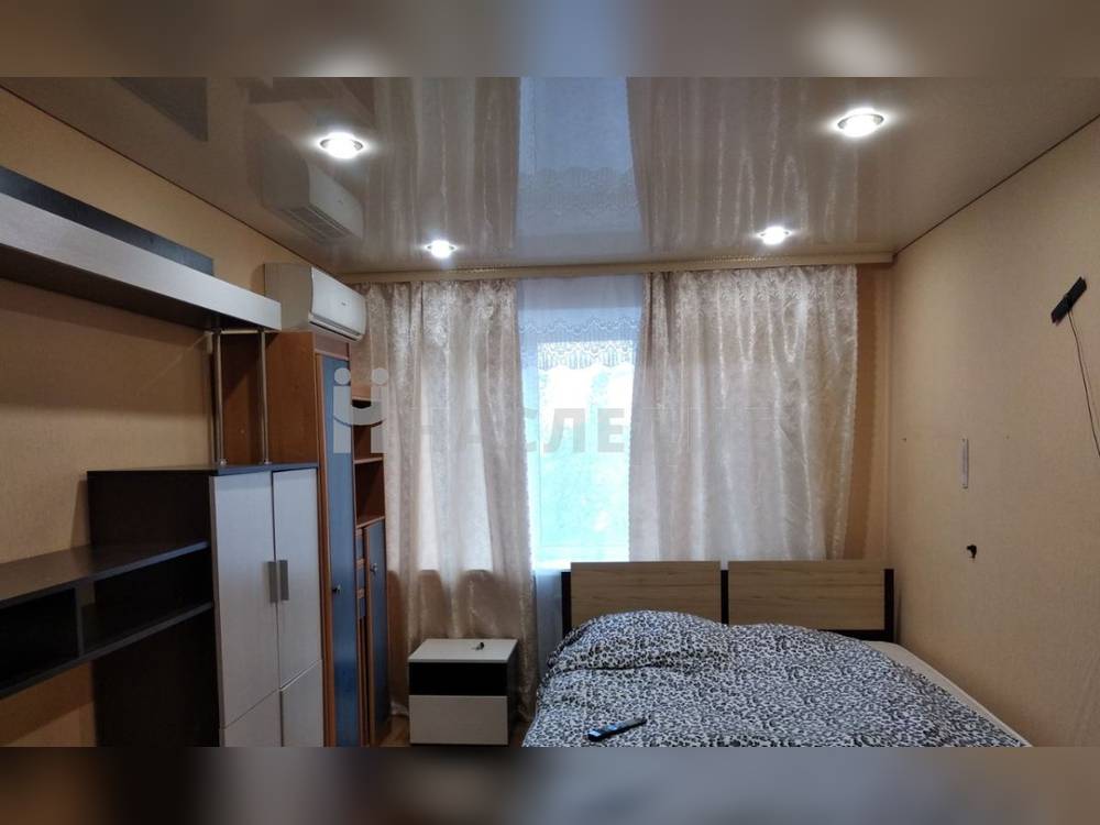 2-комнатная квартира, 46 м2 2/5 этаж, Микрорайон, ул. Красная - фото 3